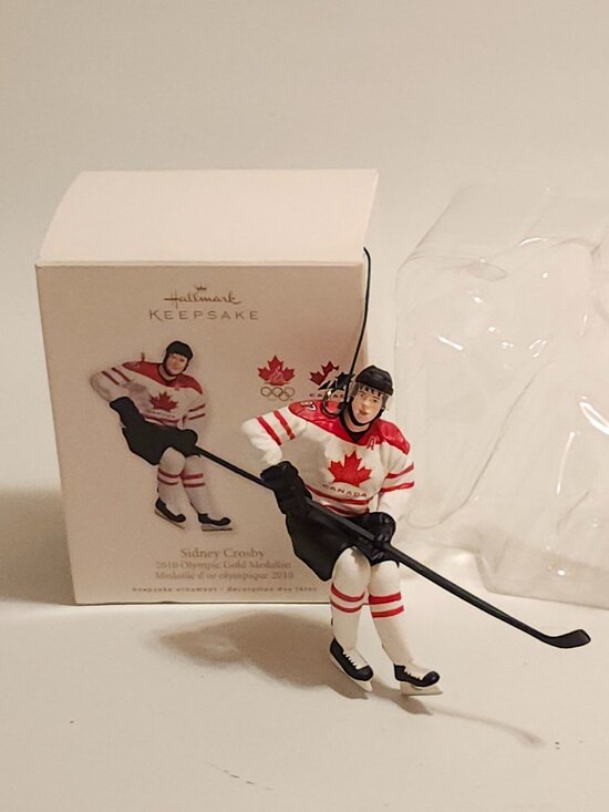 Hallmark Other - SIDNEY CROSBY HALLMARK 2010 OLYMPIC GOLD MEDALLIST CANADIAN EXCLUSIVE RARE